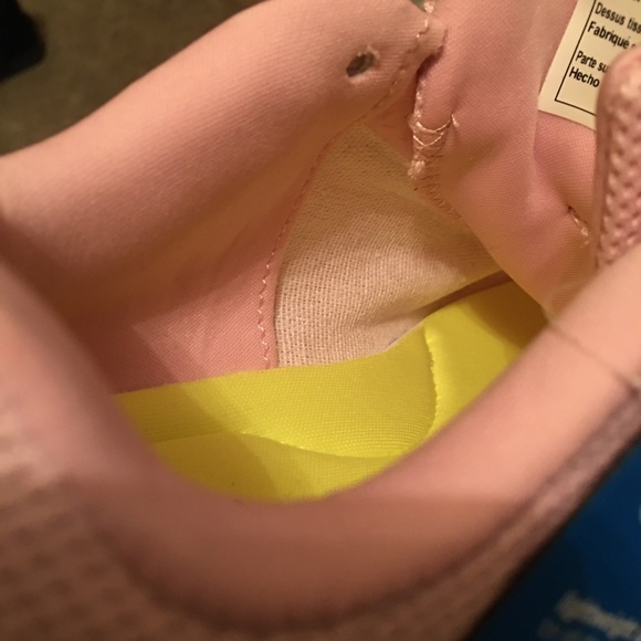 LAST 6.5W Champion Light Pink Women's Gusto Runner - Picture 8 of 8